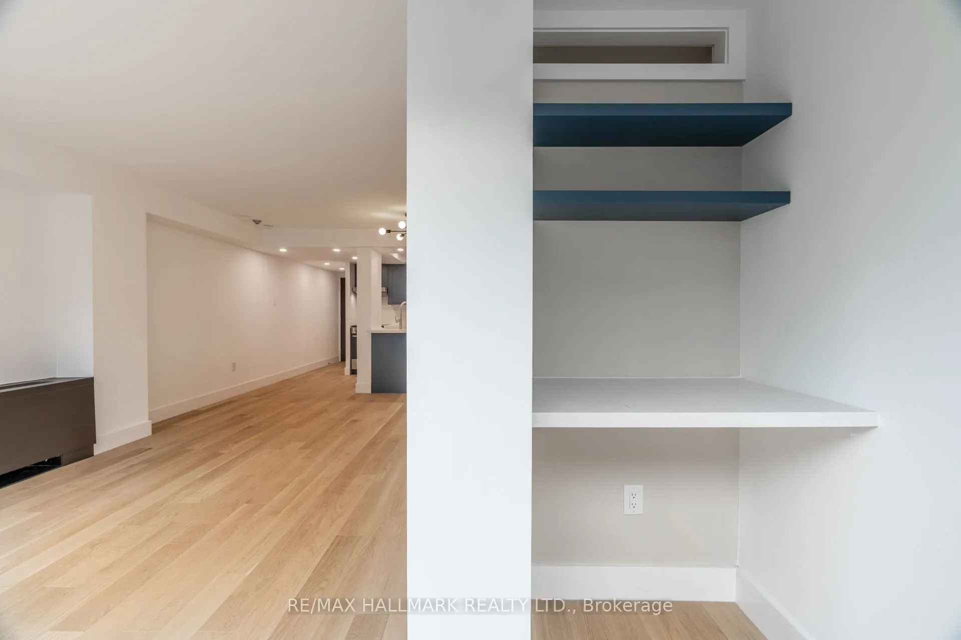 705 King Street W, #1106