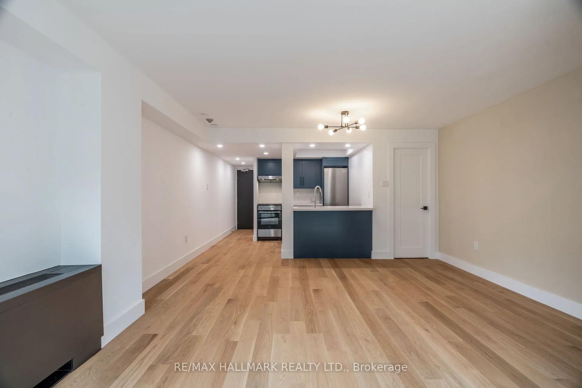 705 King Street W, #1106