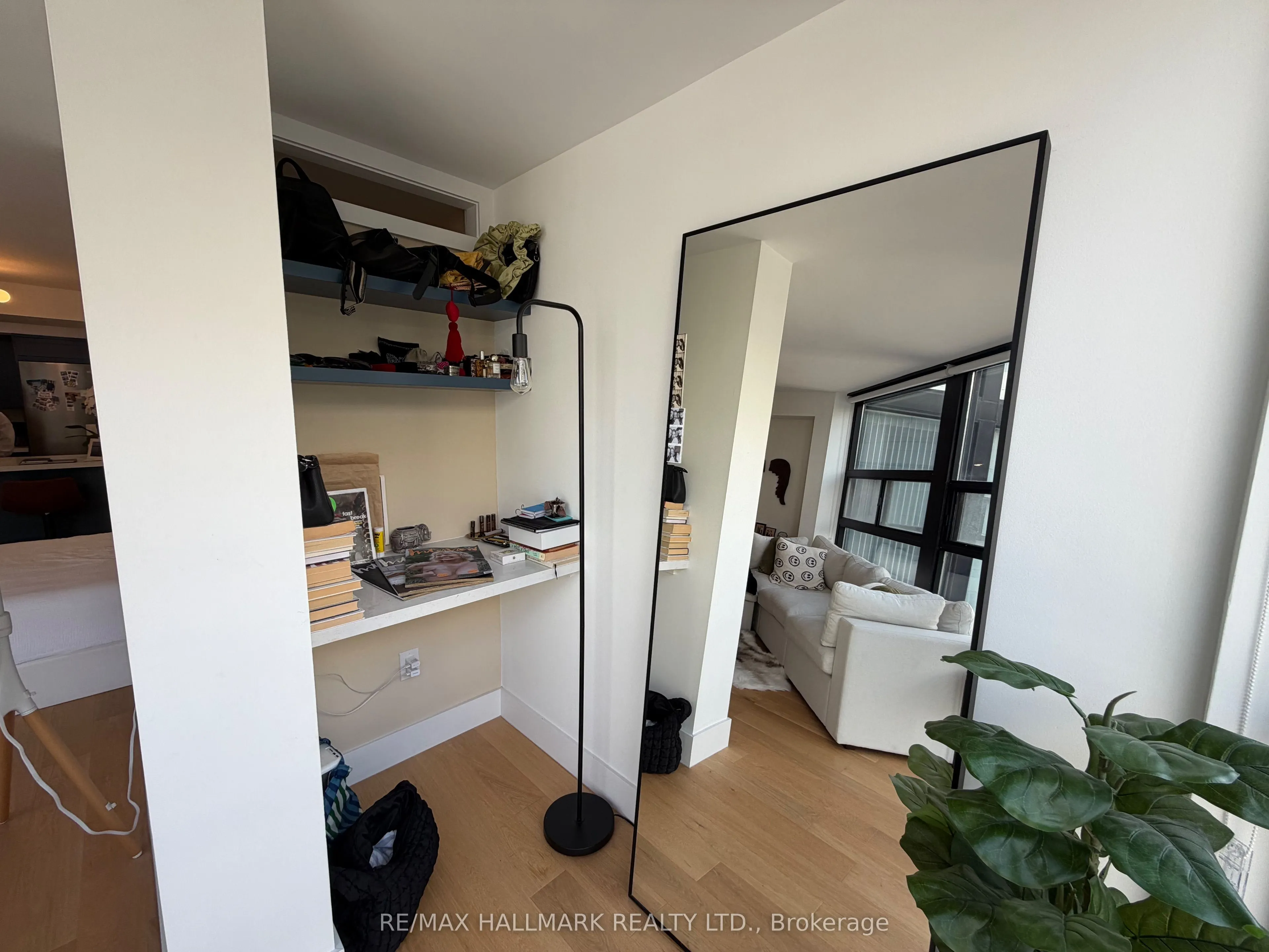 705 King Street W, #1106