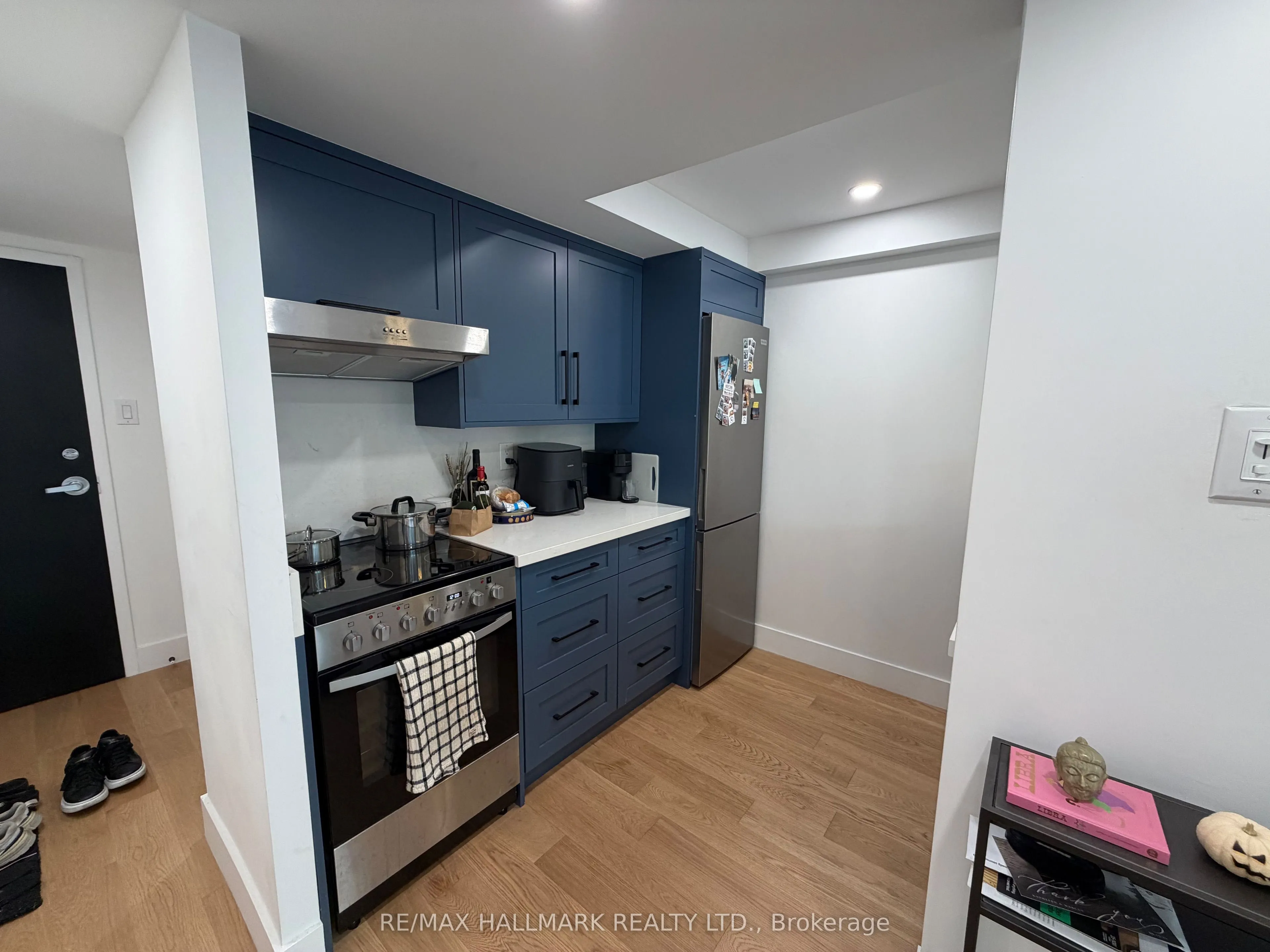 705 King Street W, #1106