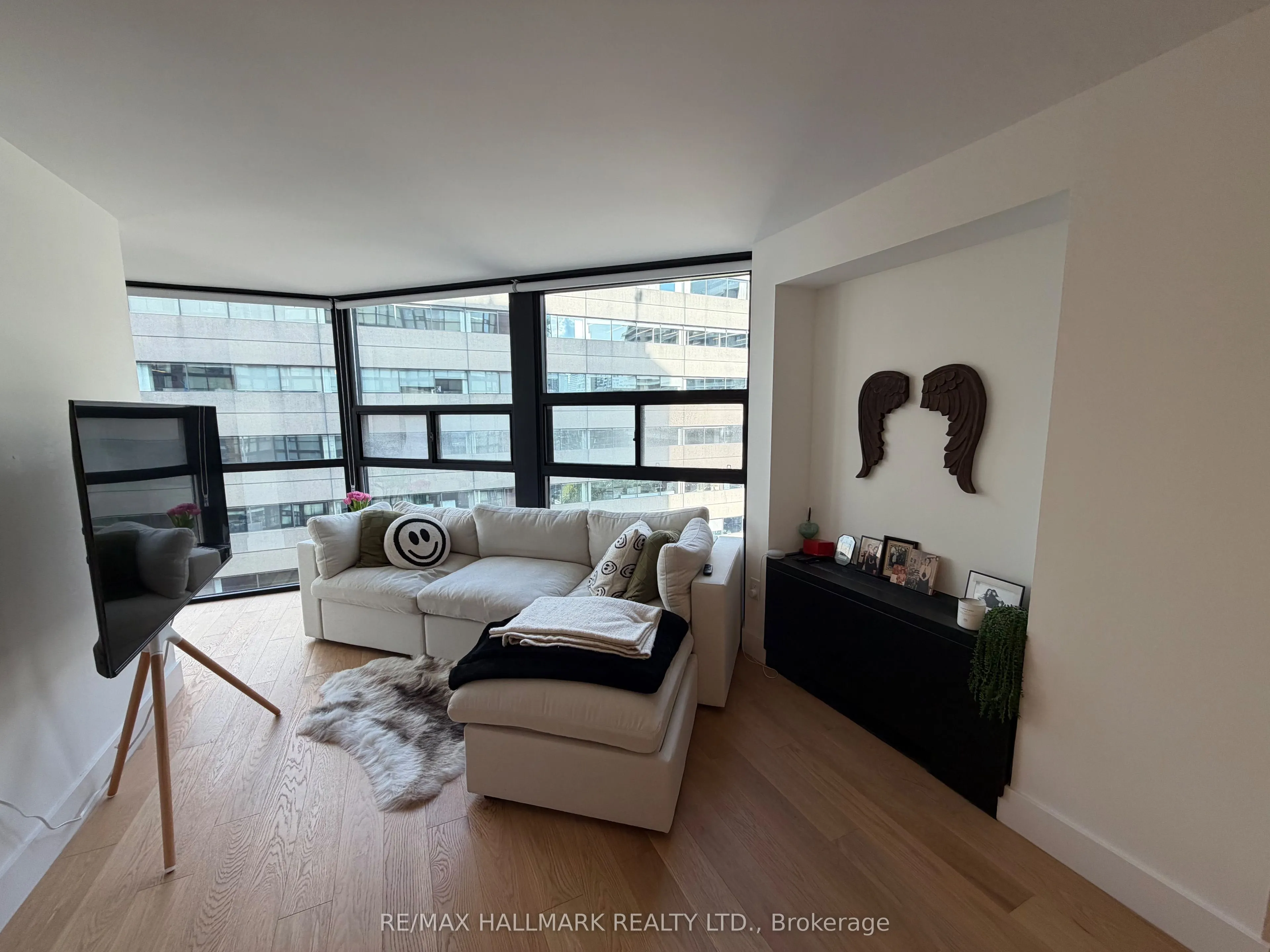 705 King Street W, #1106