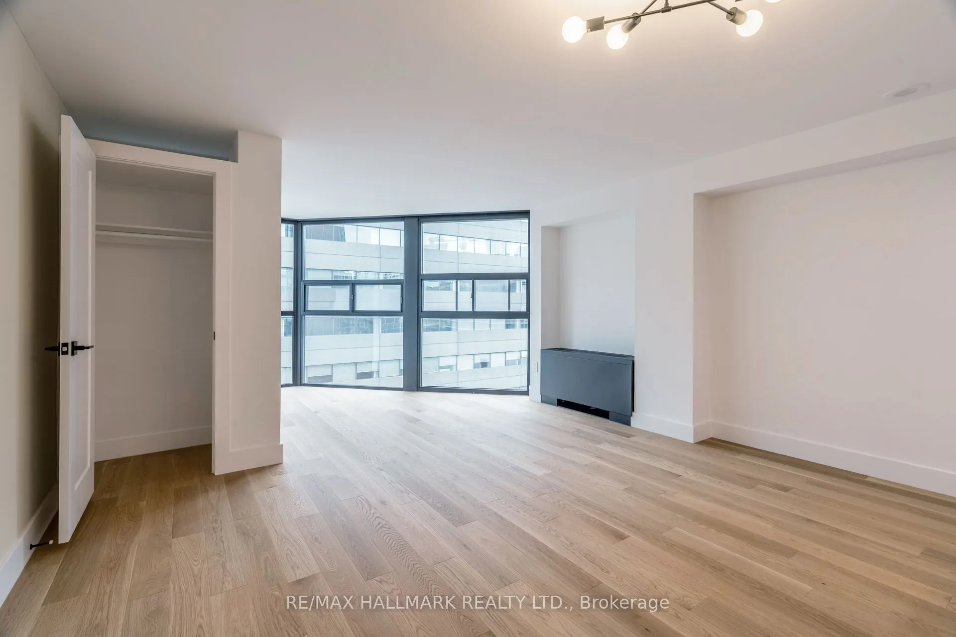 705 King Street W, #1106