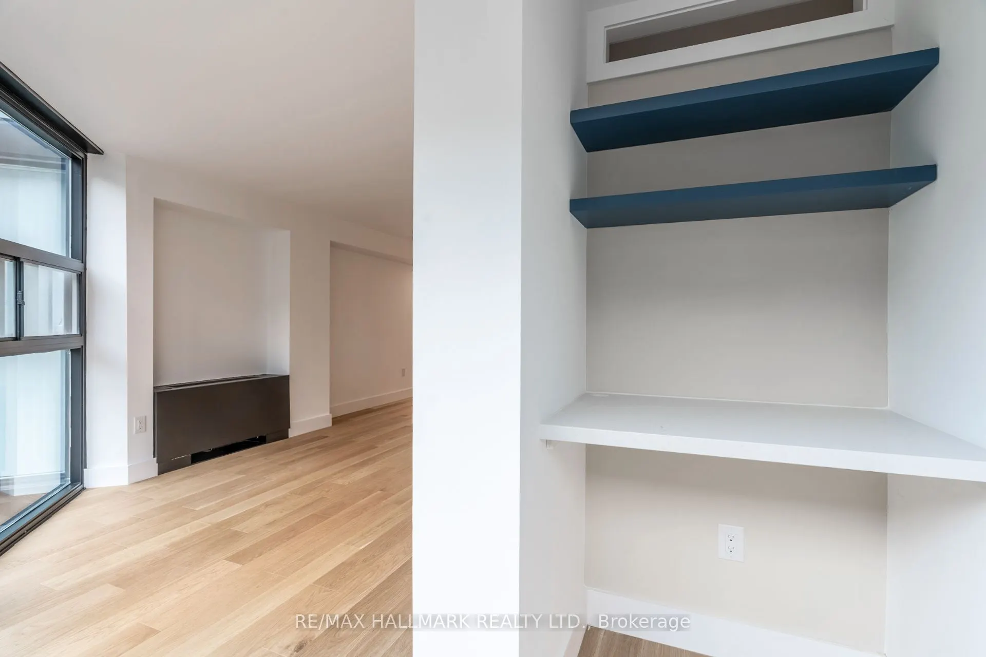 705 King Street W, #1106