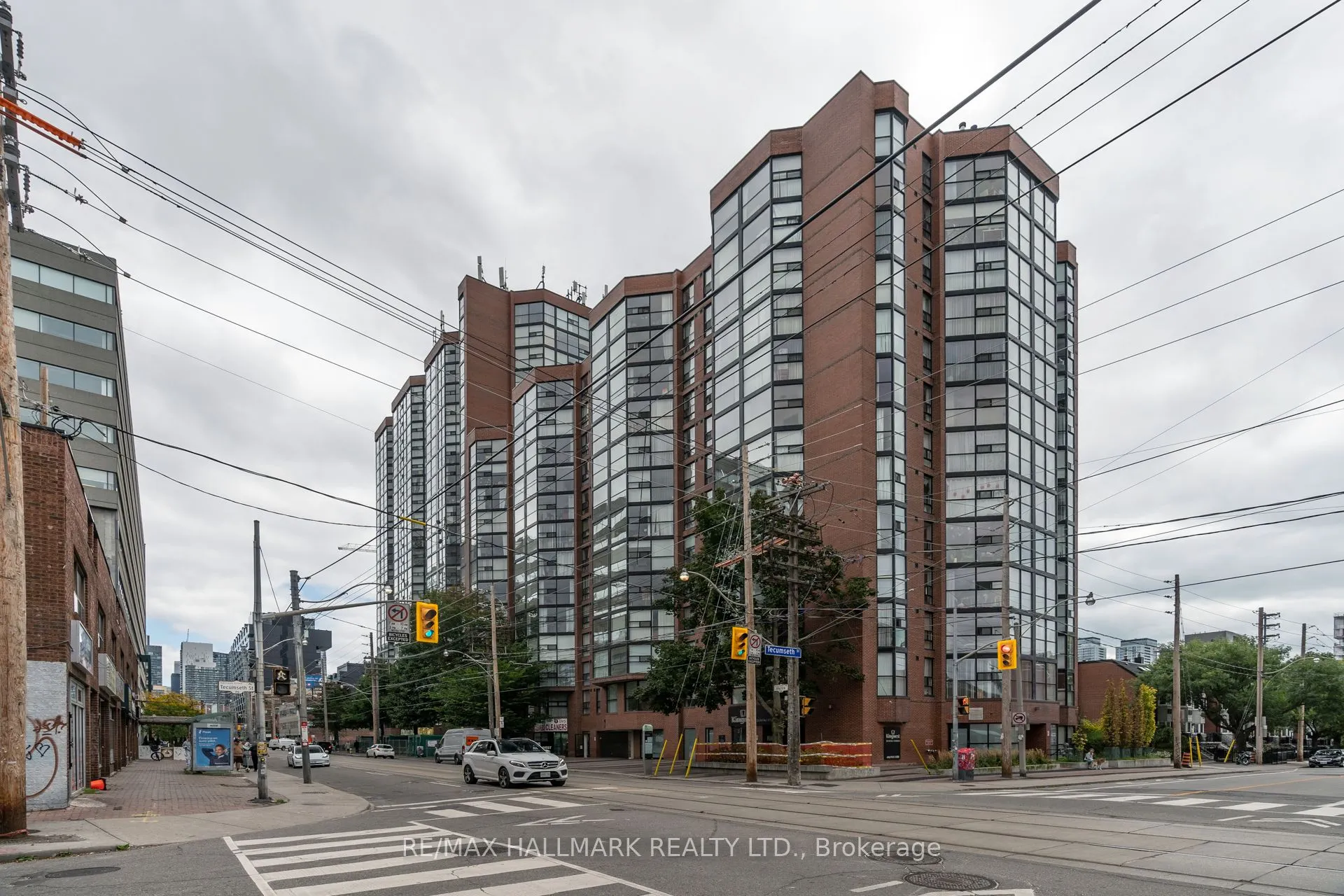 705 King Street W, #1106