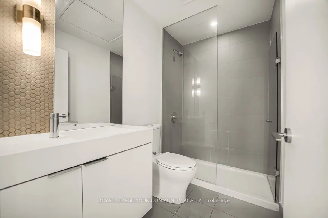 33 Helendale Avenue, #1612