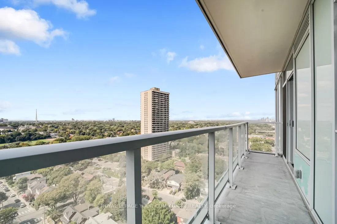 33 Helendale Avenue, #1612