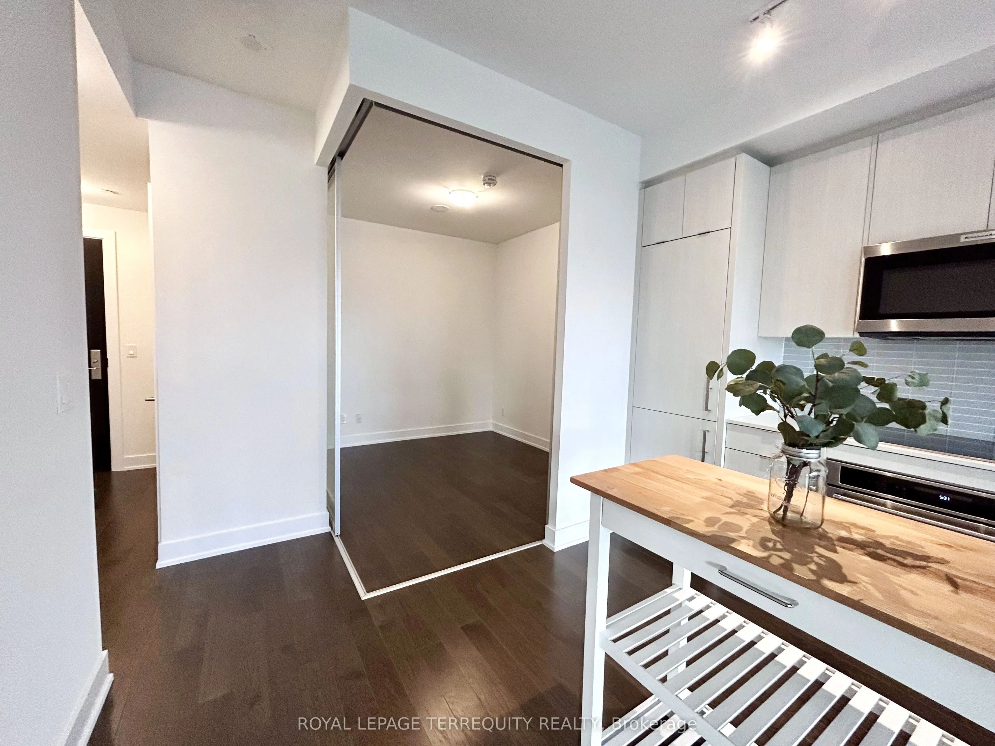 181 Bedford Road, #1408