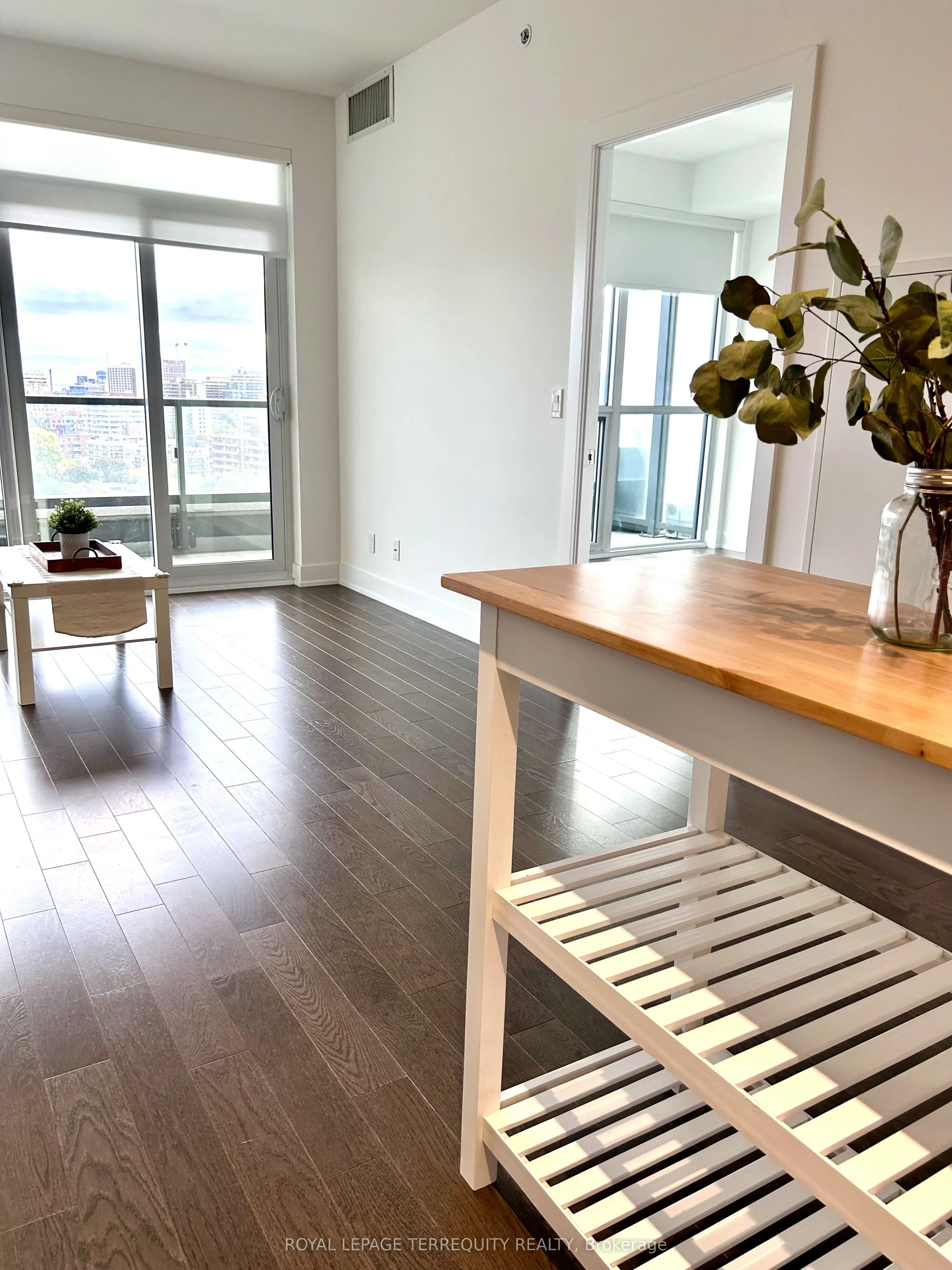 181 Bedford Road, #1408