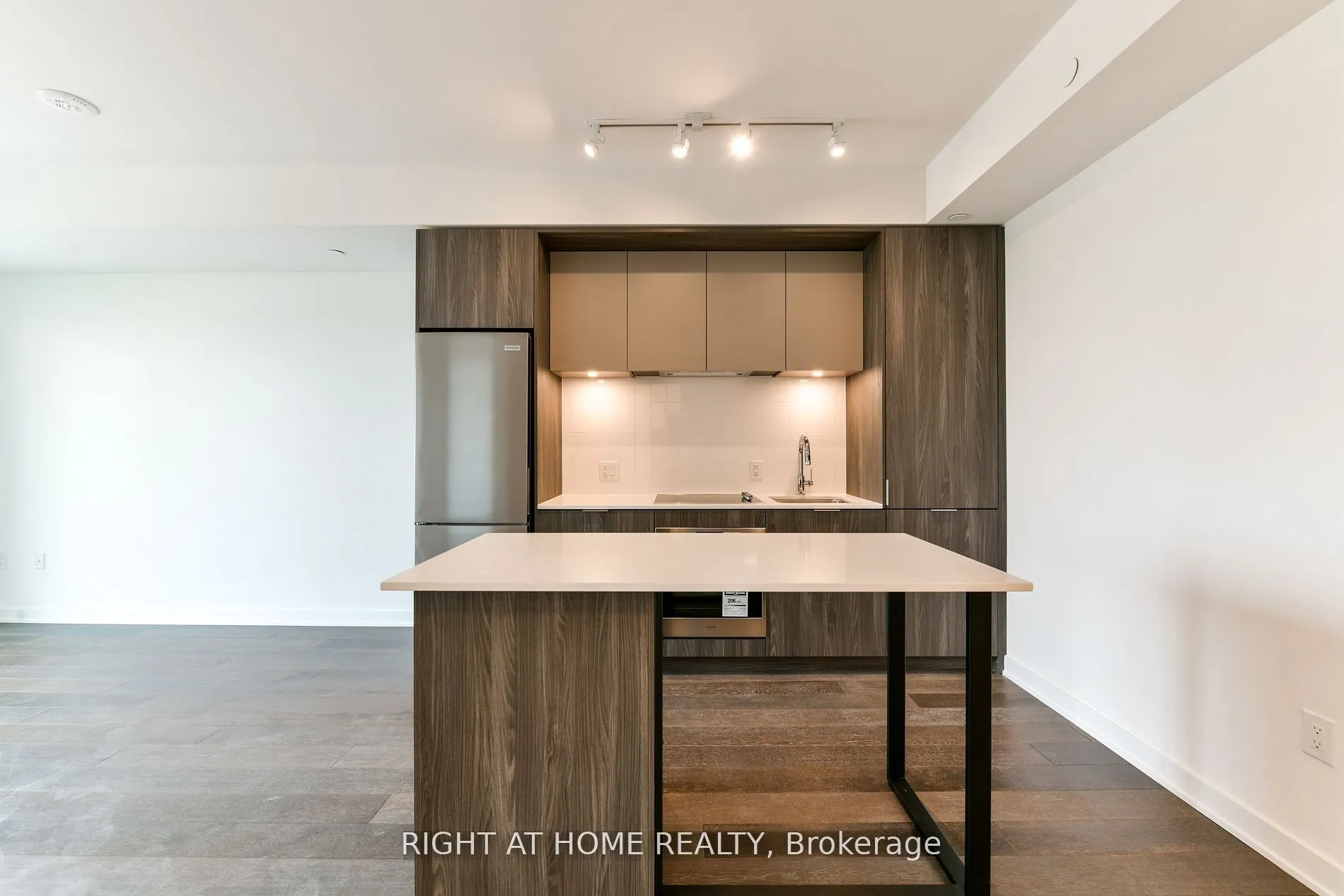 130 River Street, #1201