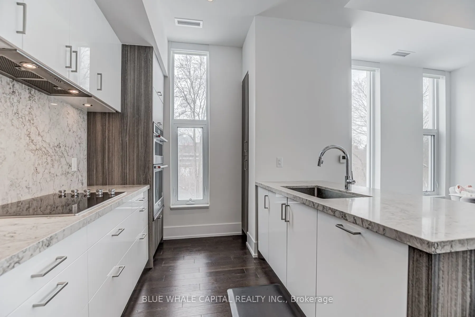 25 Adra Grado Way, #120