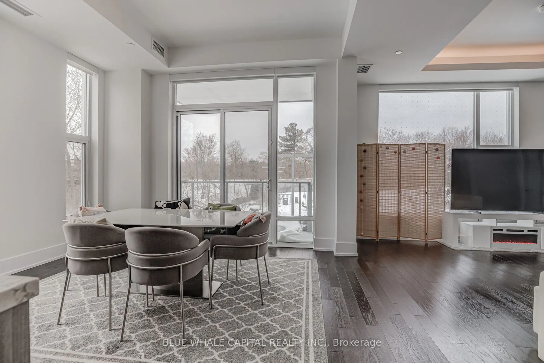 25 Adra Grado Way, #120