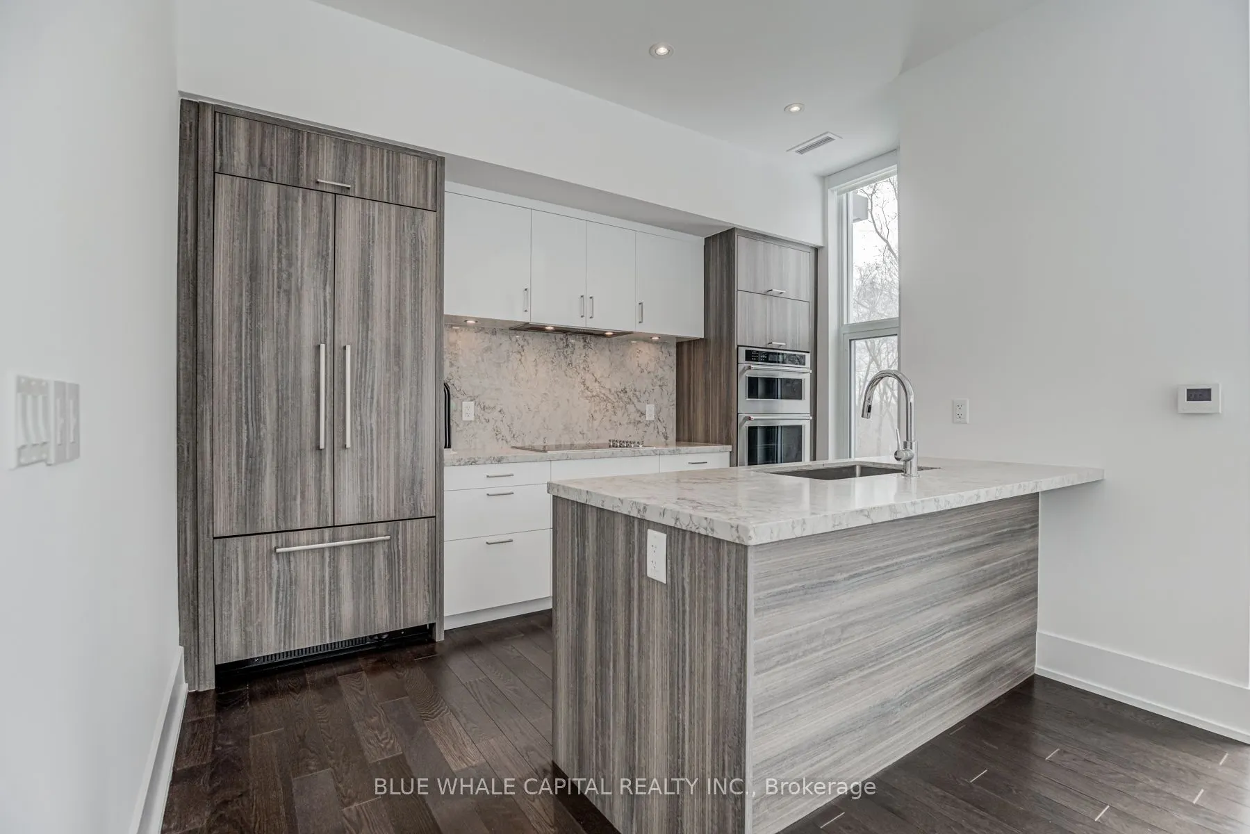 25 Adra Grado Way, #120