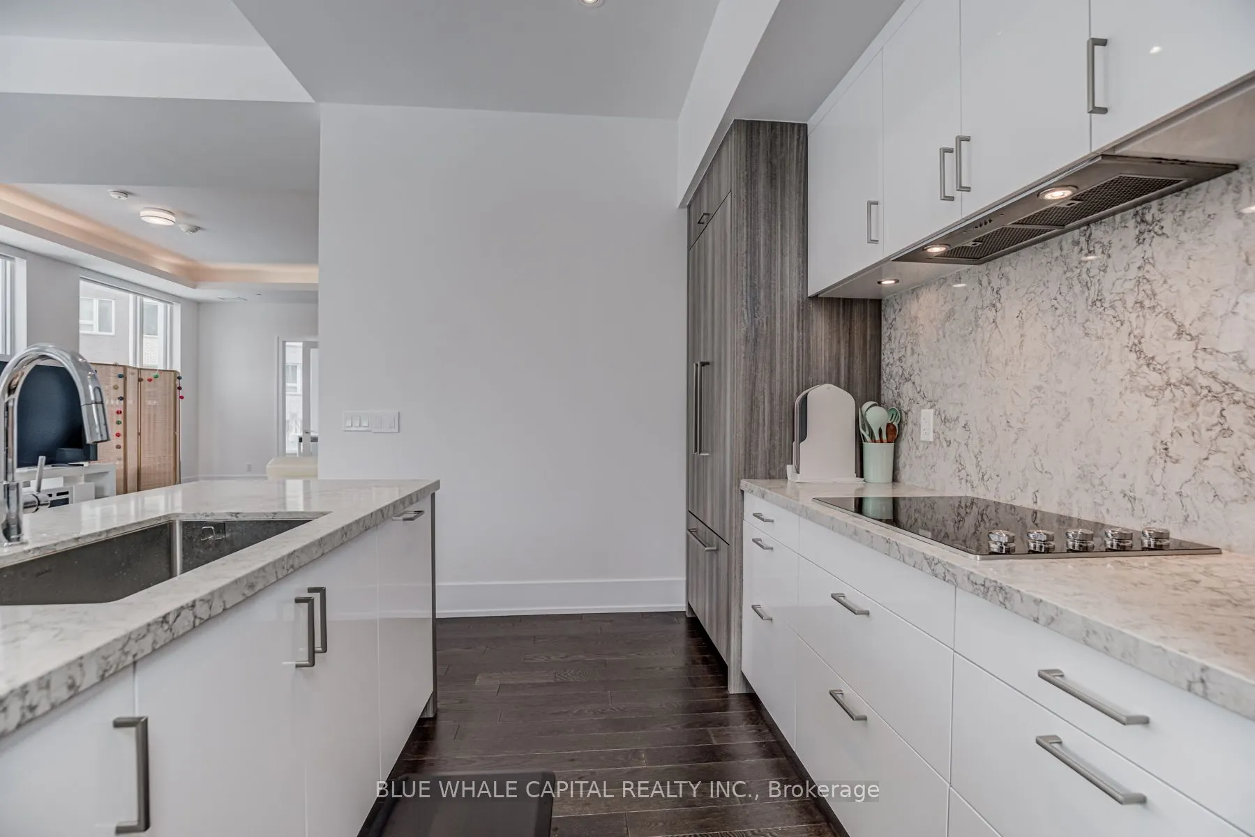 25 Adra Grado Way, #120