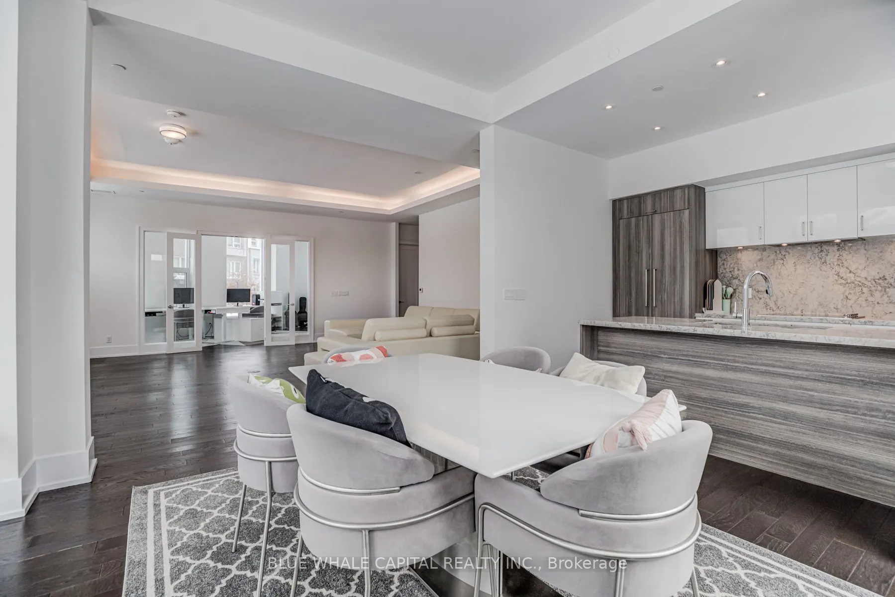 25 Adra Grado Way, #120