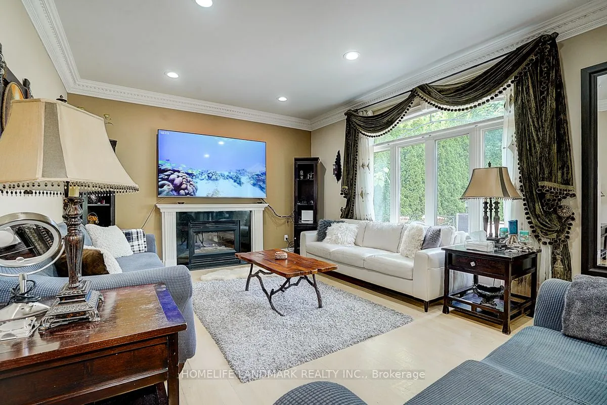 286 Hillcrest Avenue