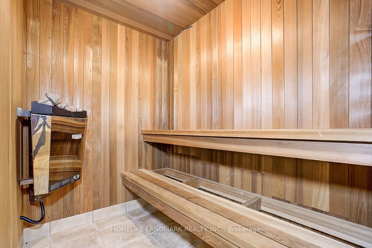 286 Hillcrest Avenue