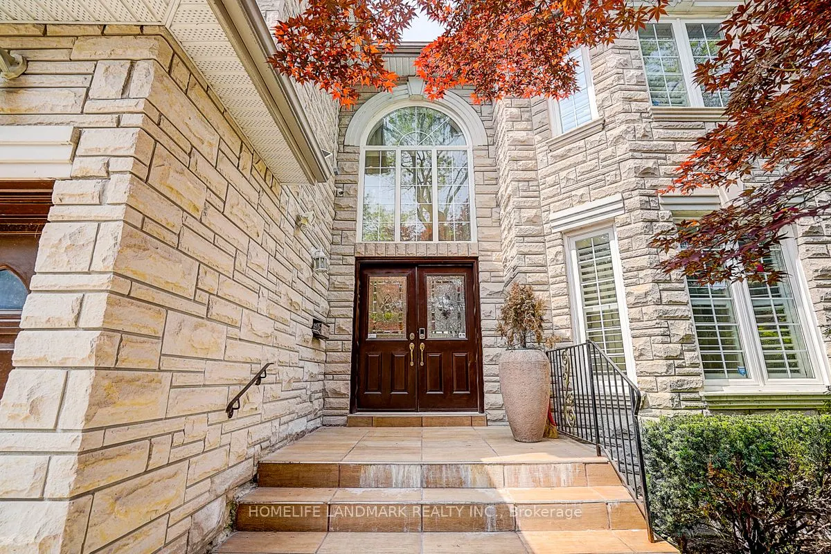 286 Hillcrest Avenue