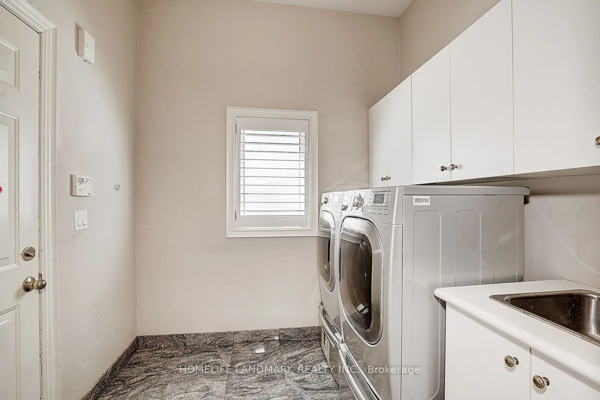 286 Hillcrest Avenue