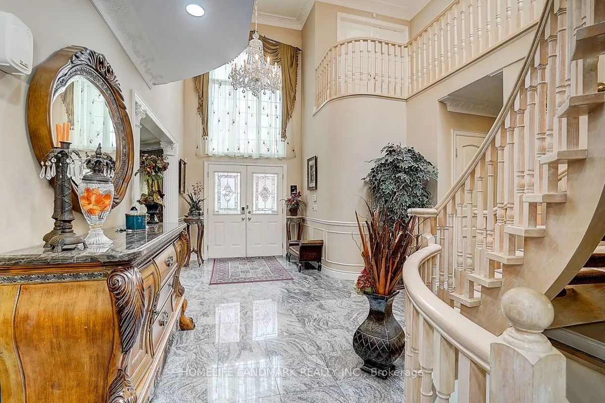 286 Hillcrest Avenue