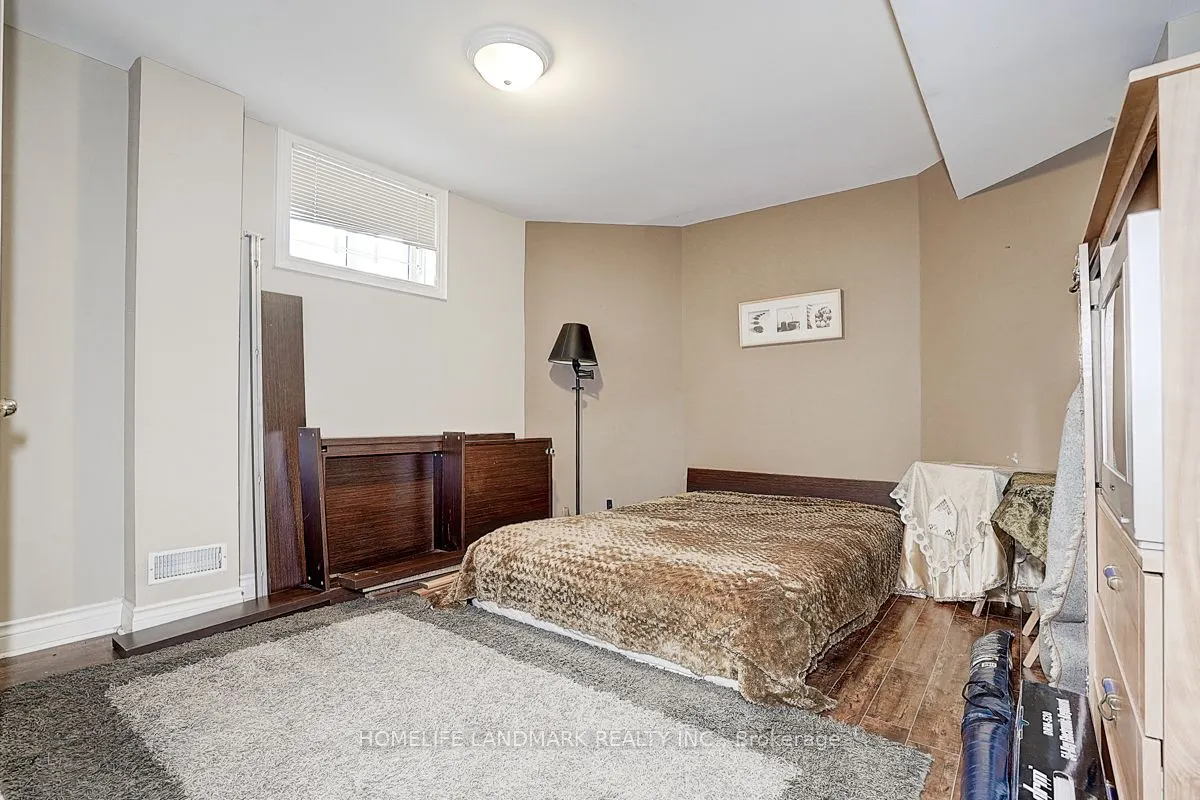 286 Hillcrest Avenue