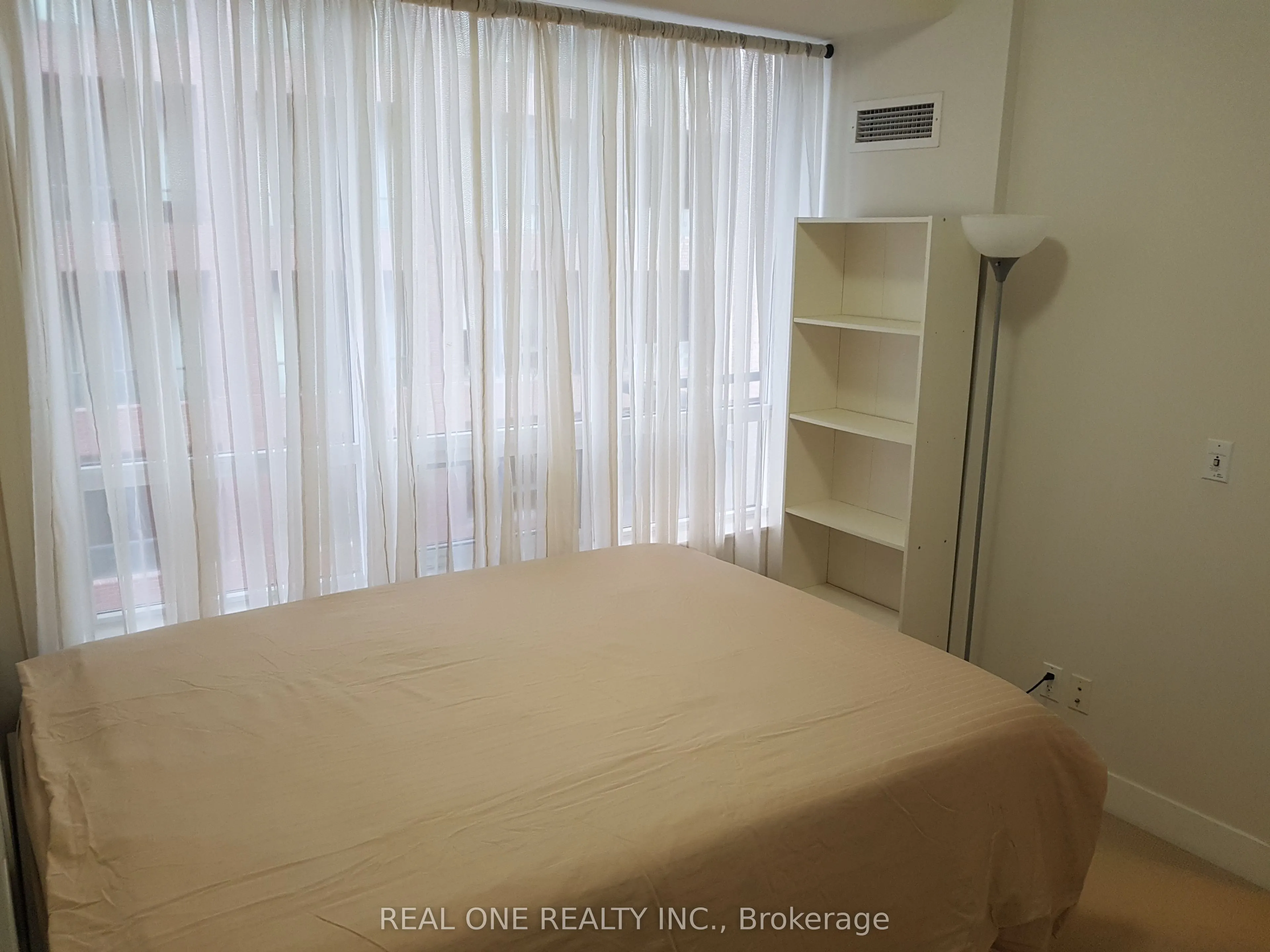 28 Linden Street, #3009