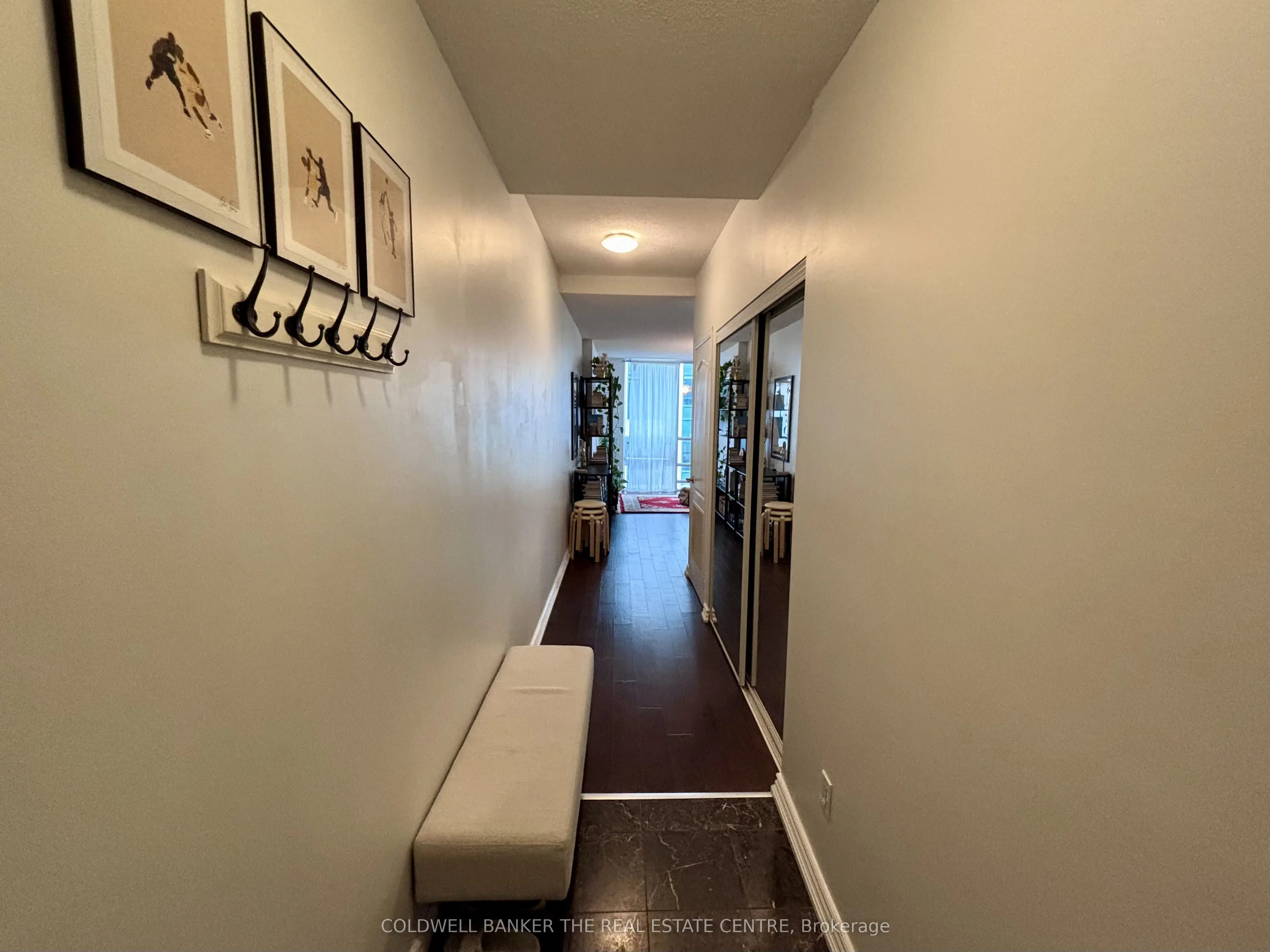 263 Wellington Street W, #1205