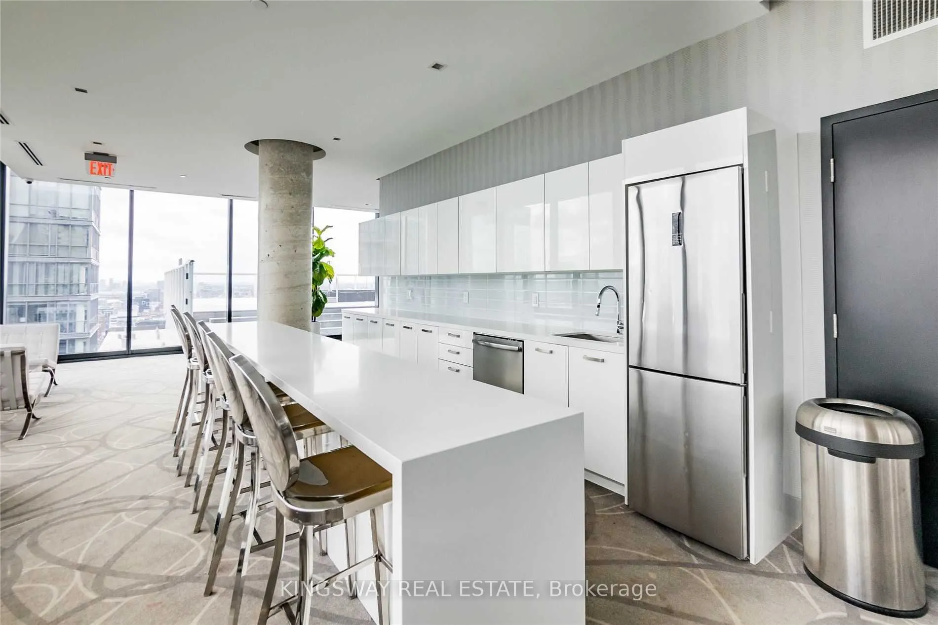 11 Charlotte Street, #1107