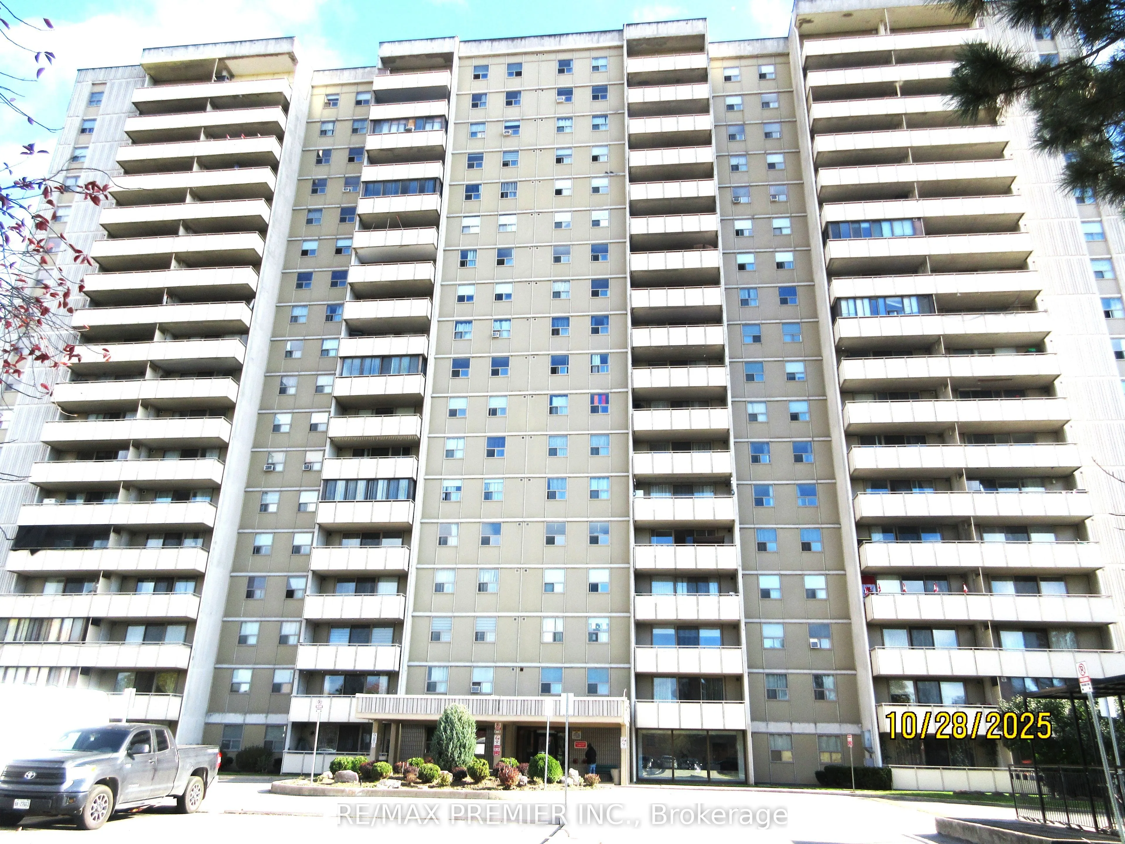 1338 York Mills Road, #704