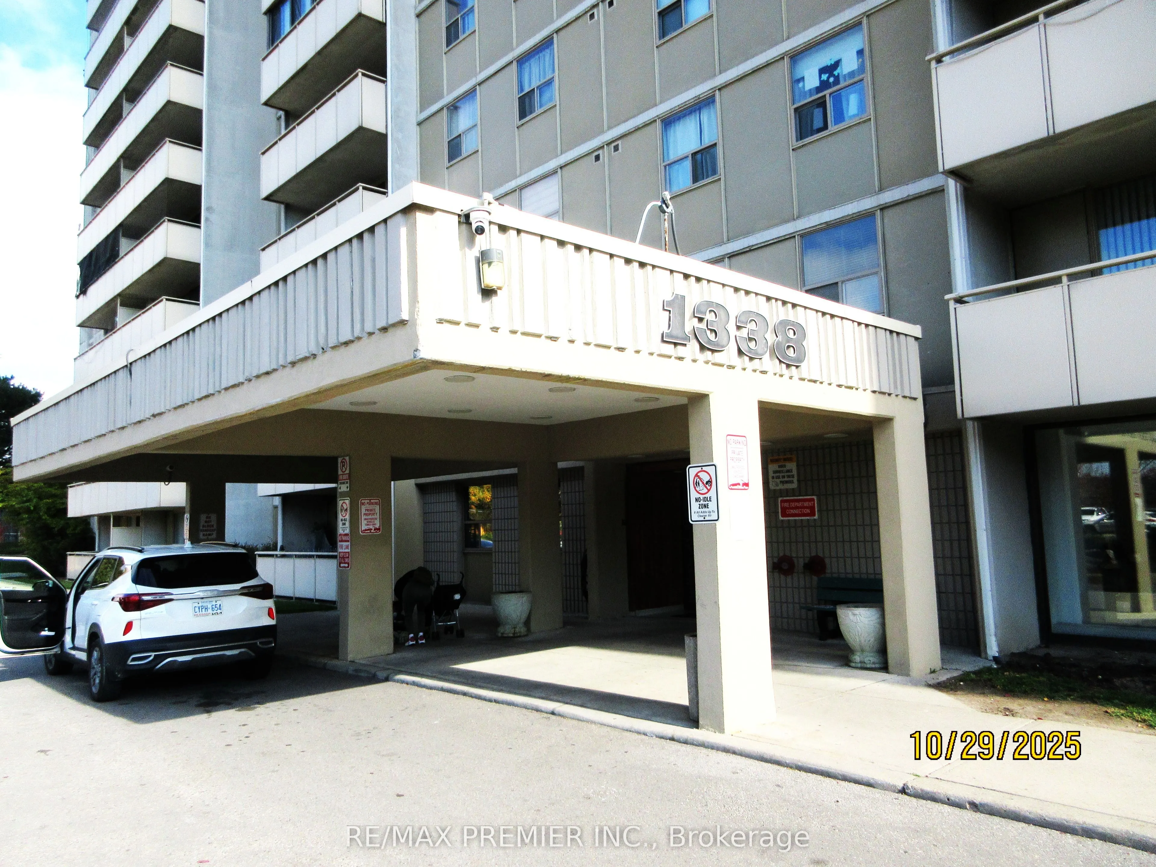 1338 York Mills Road, #704