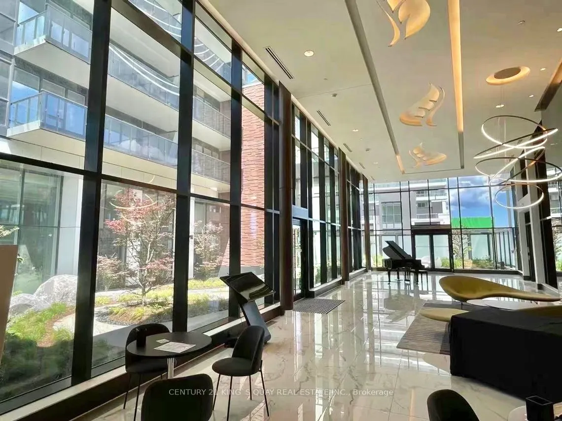 85 Mcmahon Drive, #1209