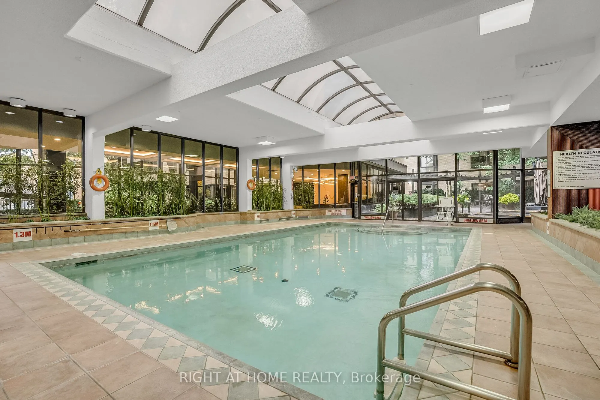 280 Simcoe Street, #506