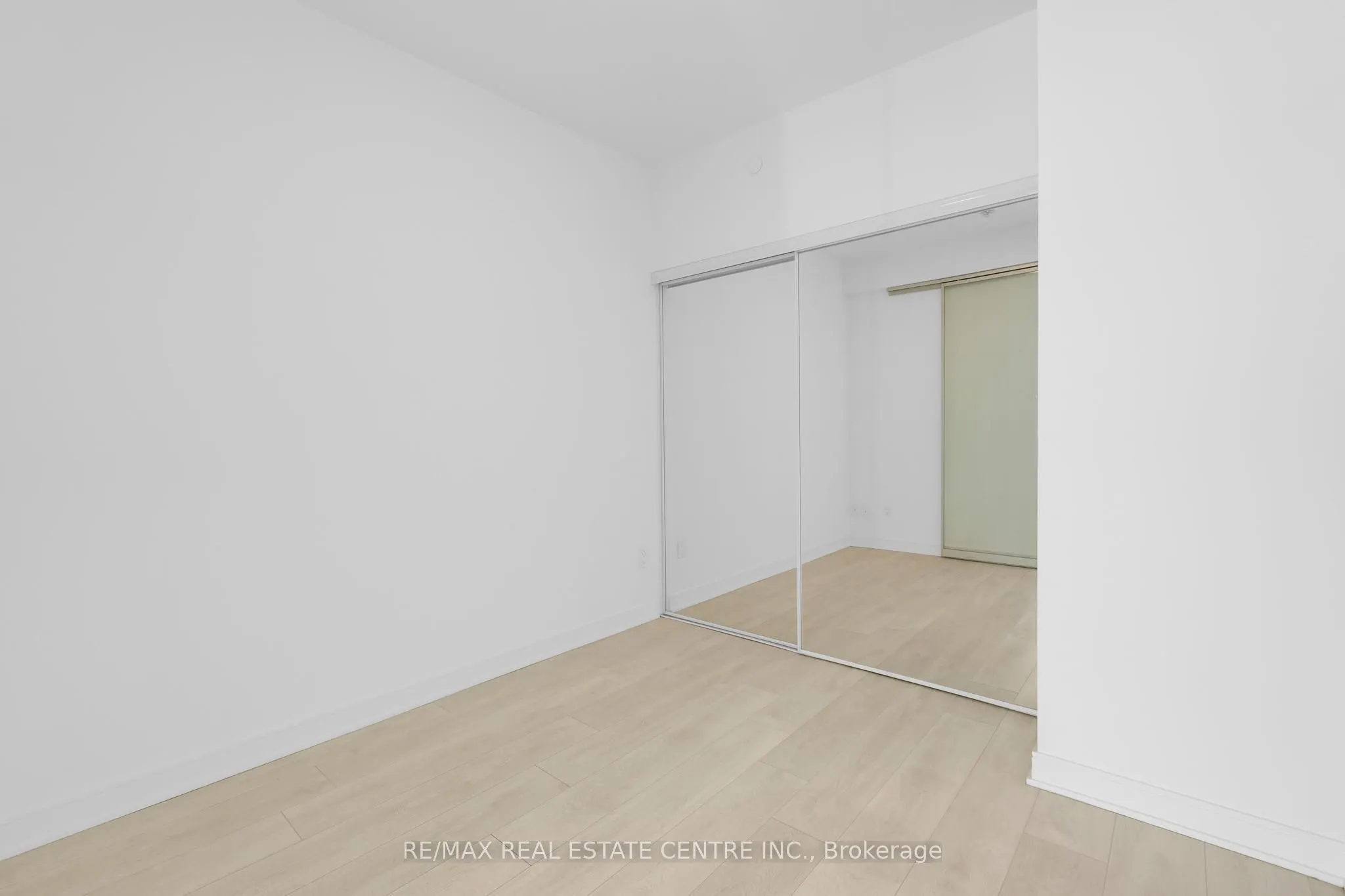 35 ROLLING  MILLS Road, #N365