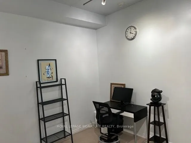 208 Carlton Street, #Main