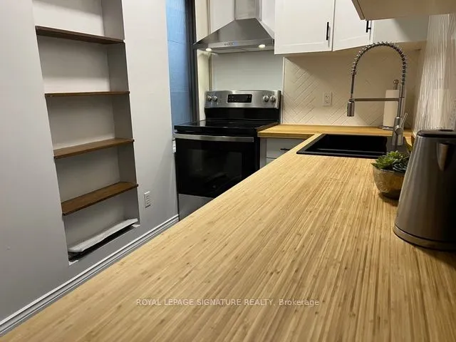 208 Carlton Street, #Main