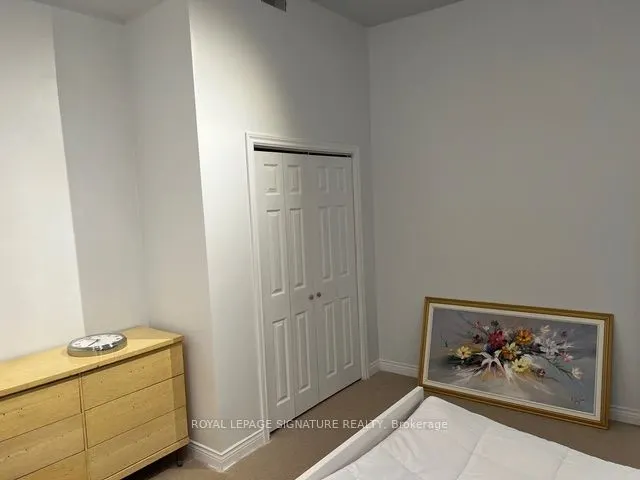 208 Carlton Street, #Main