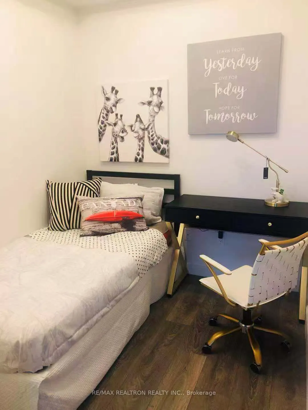 8 Eglinton Avenue E, #3112