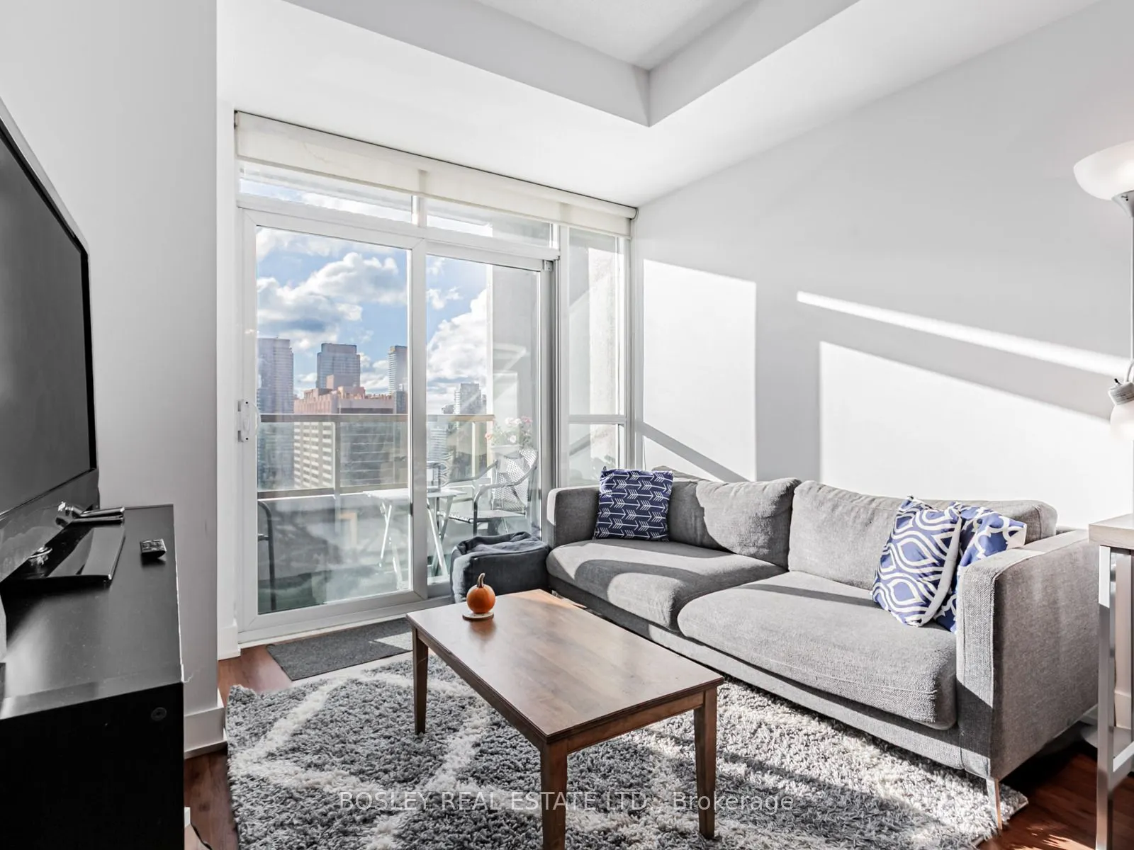 120 Homewood Avenue, #2410