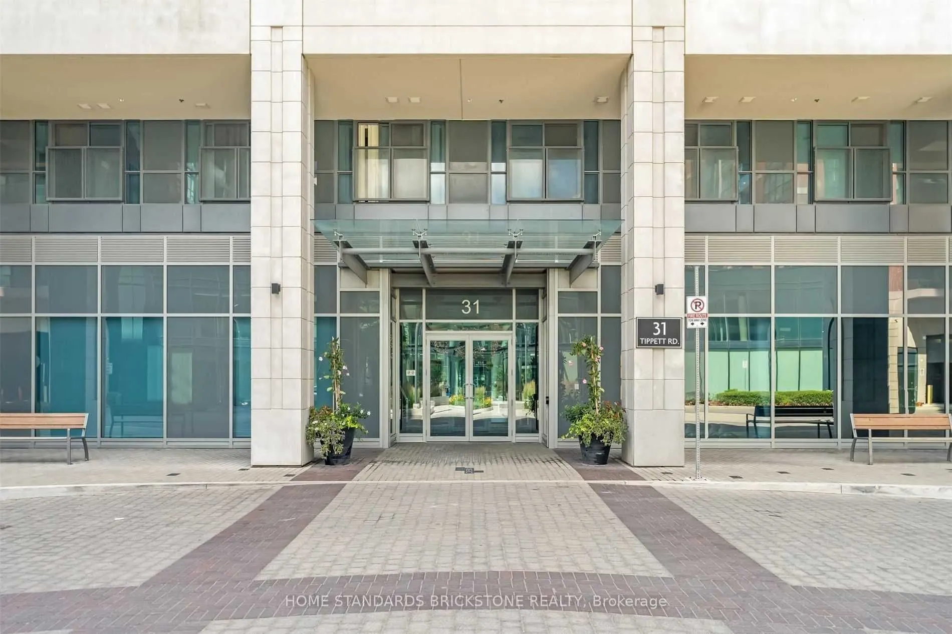 31 Tippett Road, #437