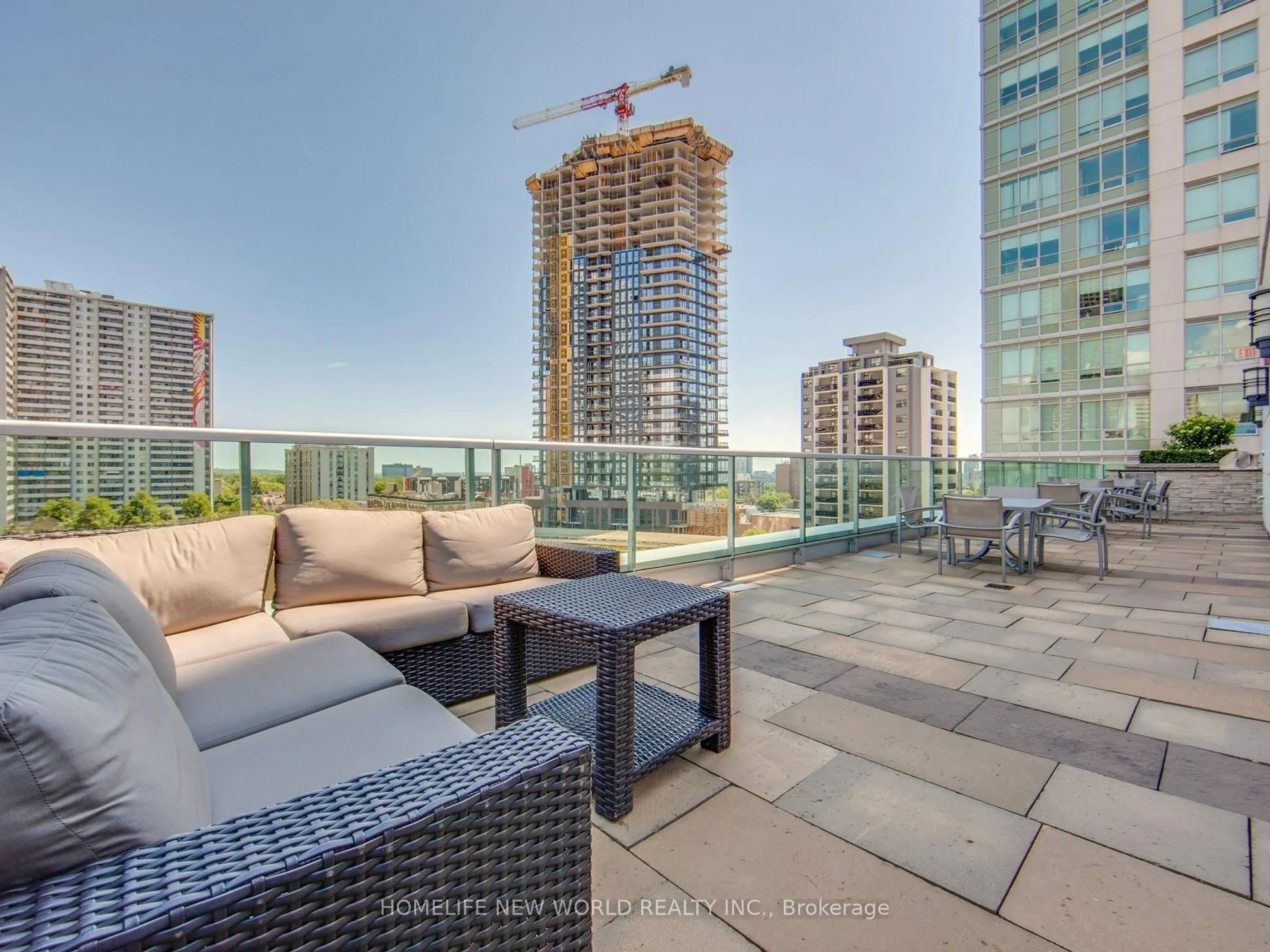 120 Homewood Avenue, #621