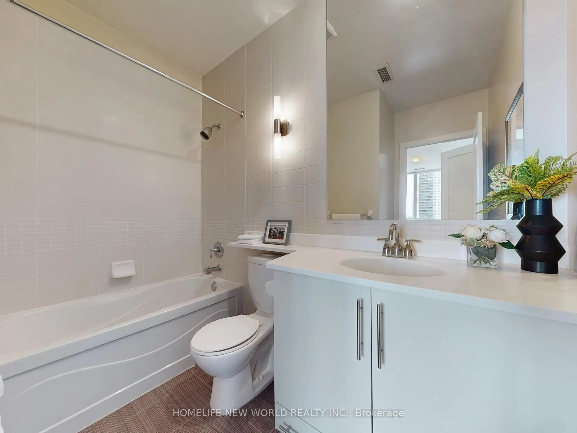 120 Homewood Avenue, #621