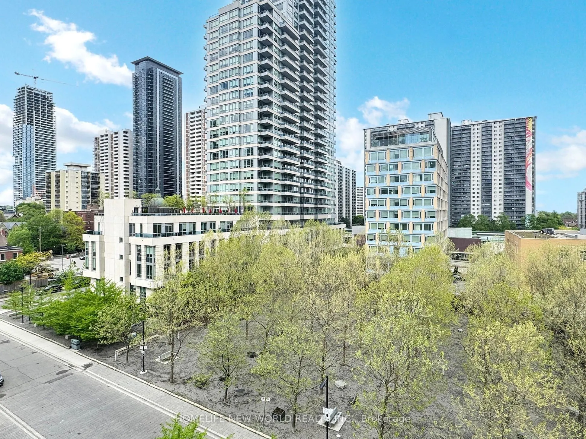 120 Homewood Avenue, #621