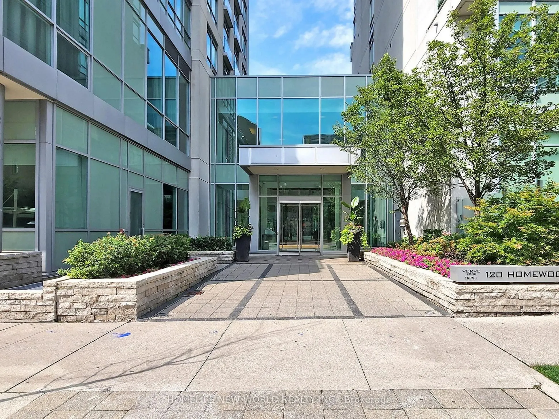 120 Homewood Avenue, #621