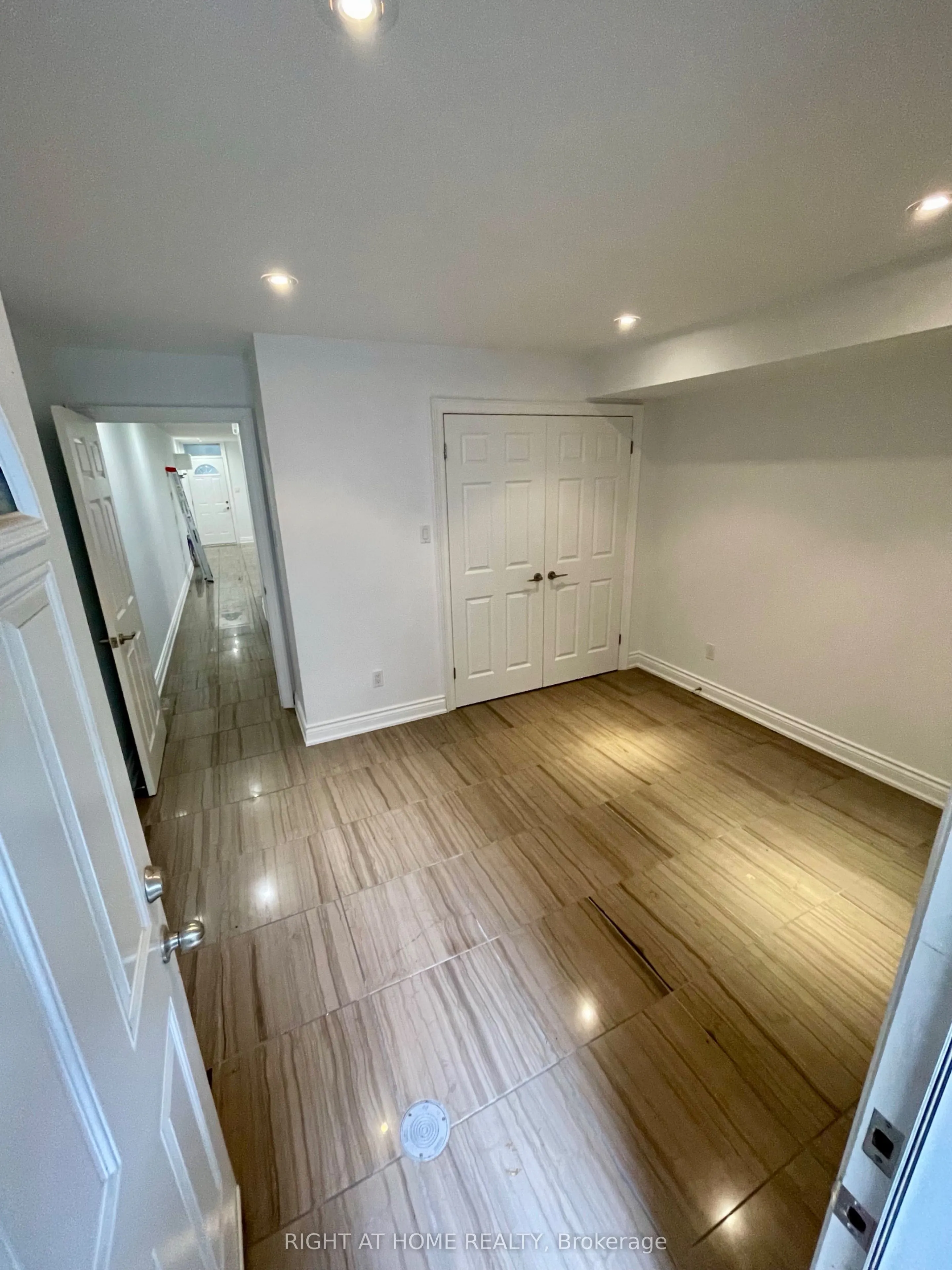 76 Oxford Street, #Basement