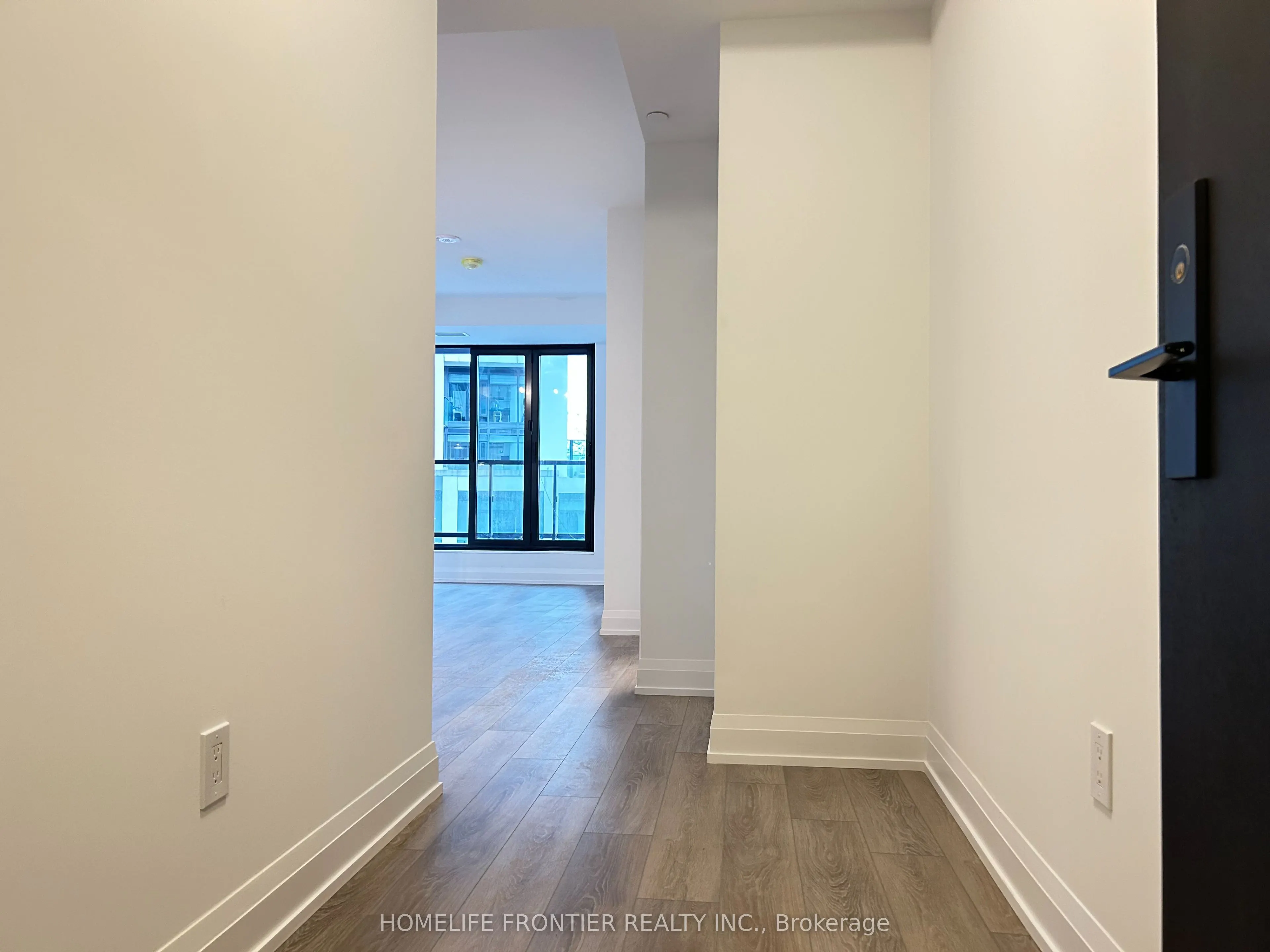 20 Soudan Avenue, #1205