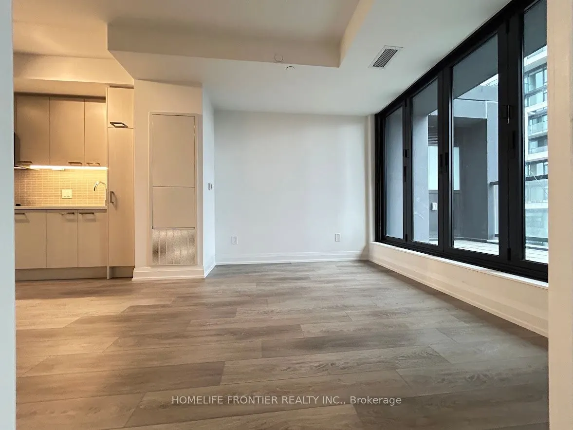 20 Soudan Avenue, #1205