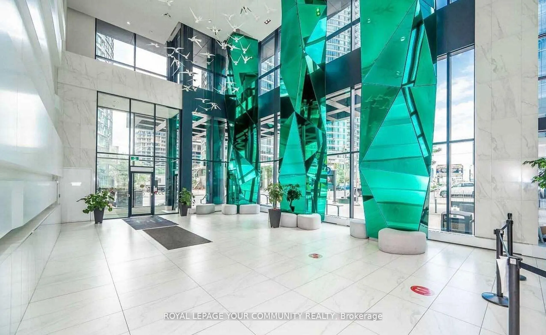 352 Front Street W, #421