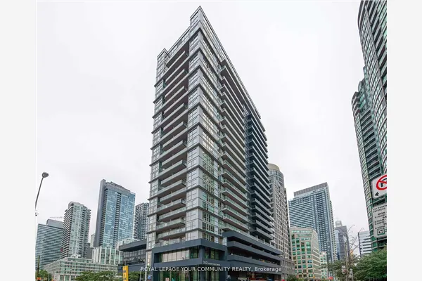 352 Front Street W, #421