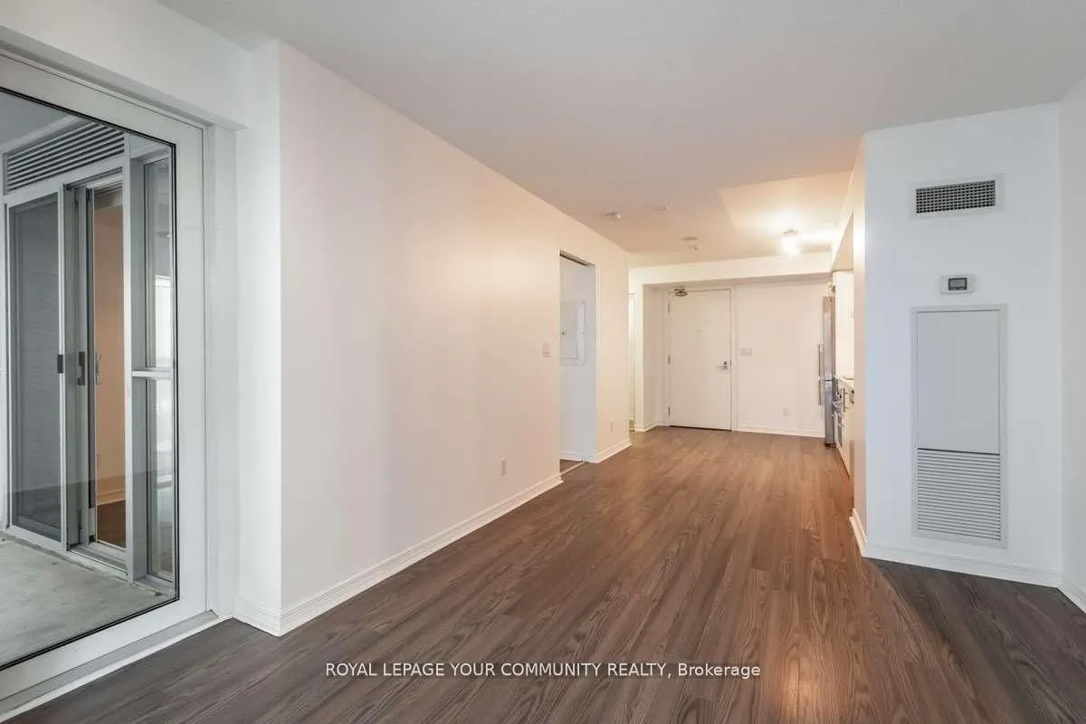 352 Front Street W, #421