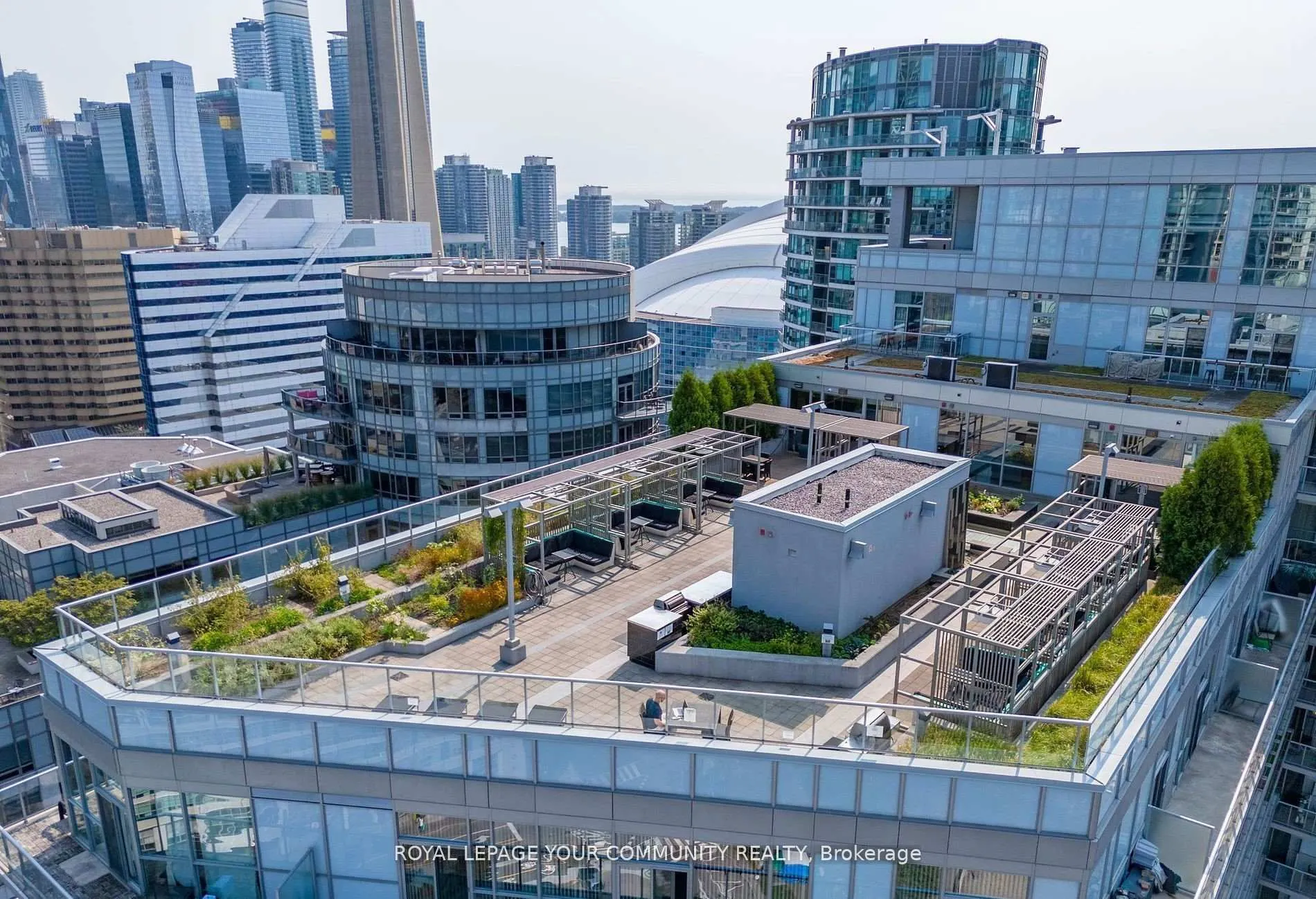 352 Front Street W, #421