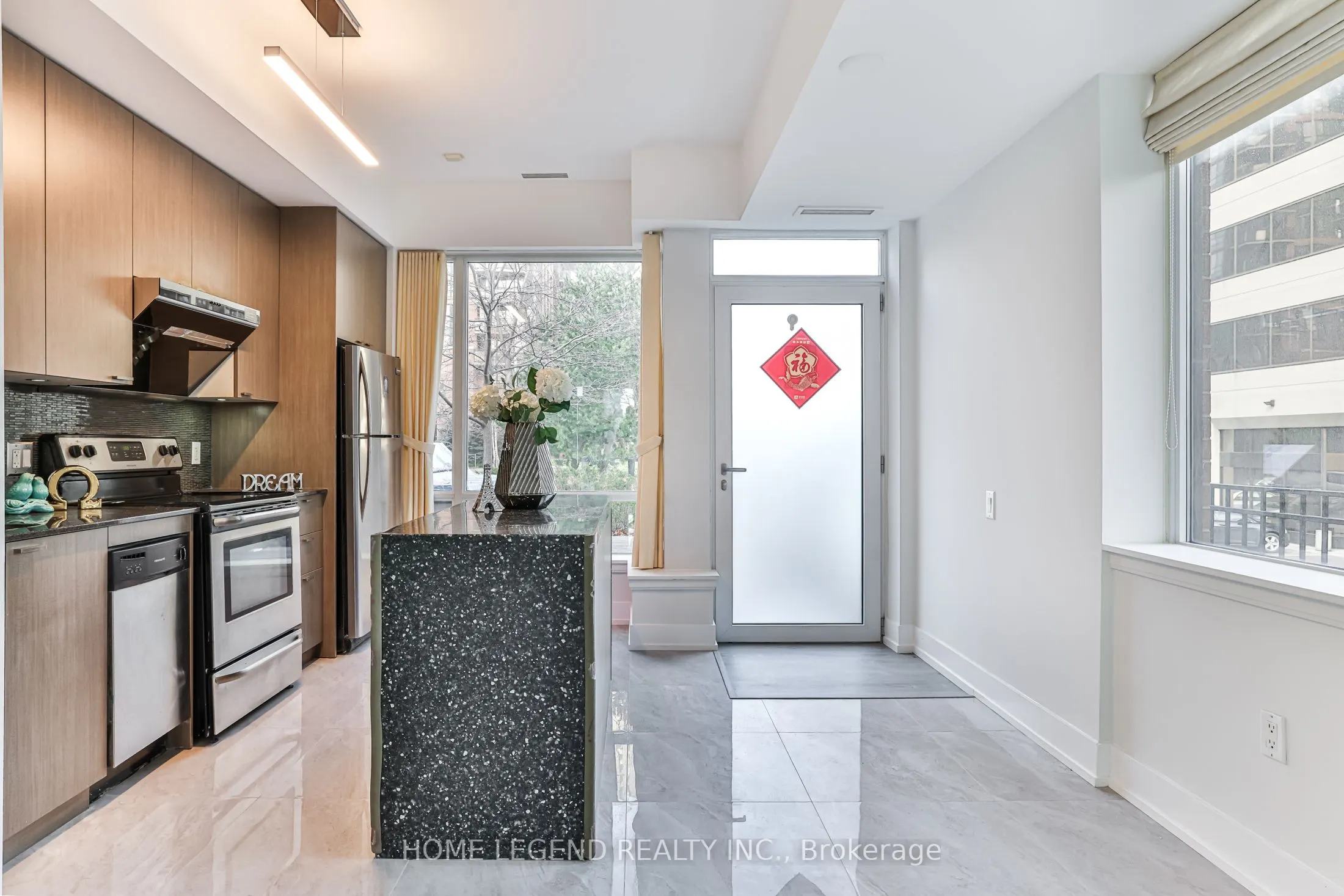 23 Sheppard Avenue E, #Th17